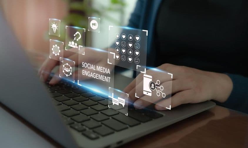 Computer work to create social media platforms.